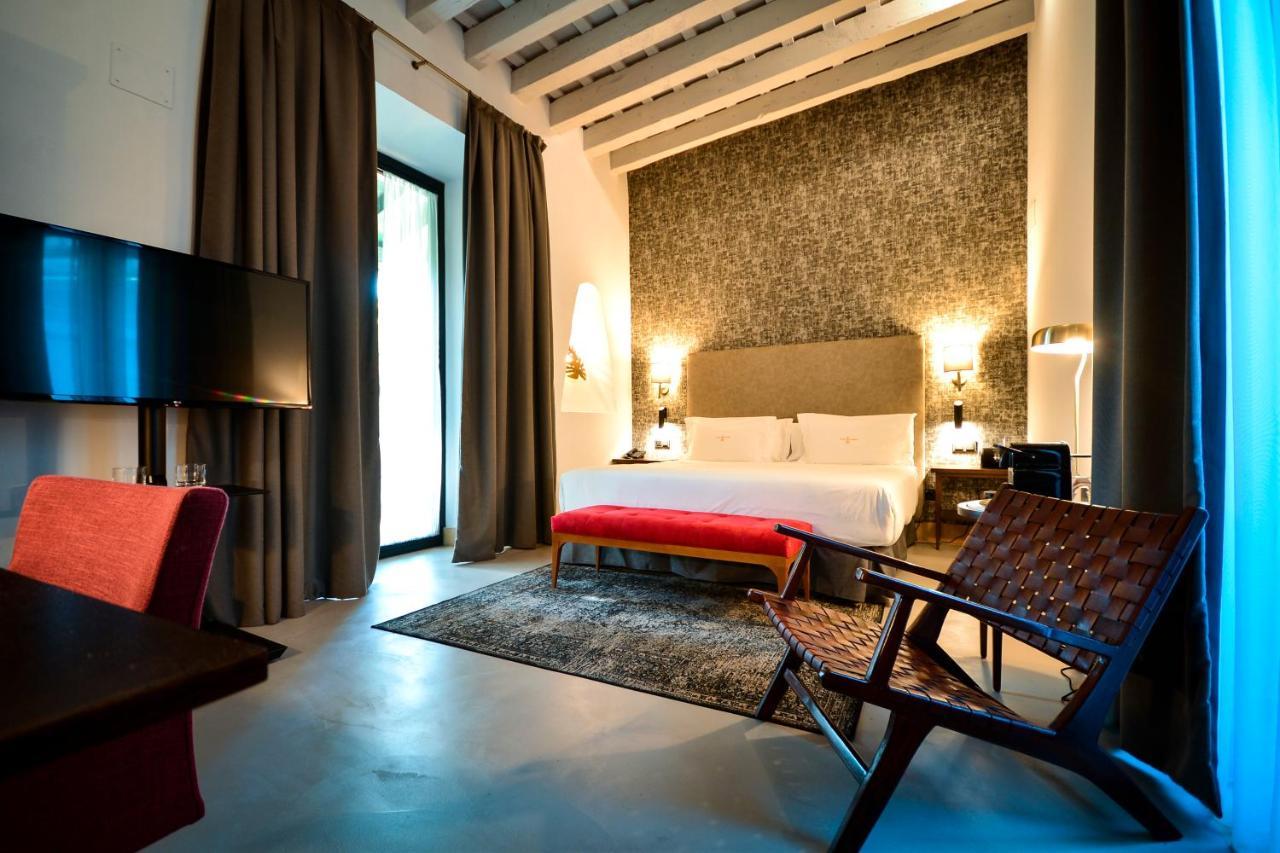Legado Alcazar Hotel